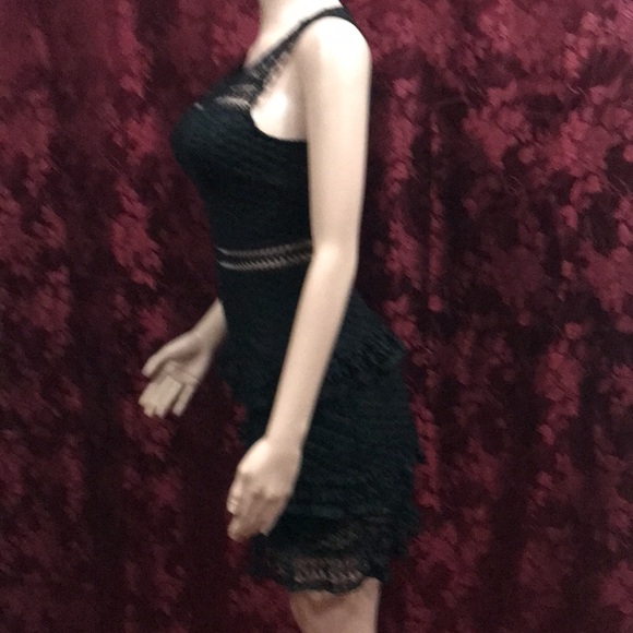 AQUA black XS embroidered mini dress. - Picture 3 of 11